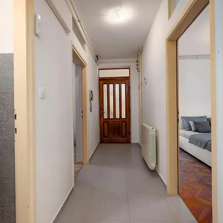 Awesome In With Wifi Apartment