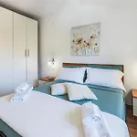 Awesome Apartment In Pula With Wifi 公寓 *